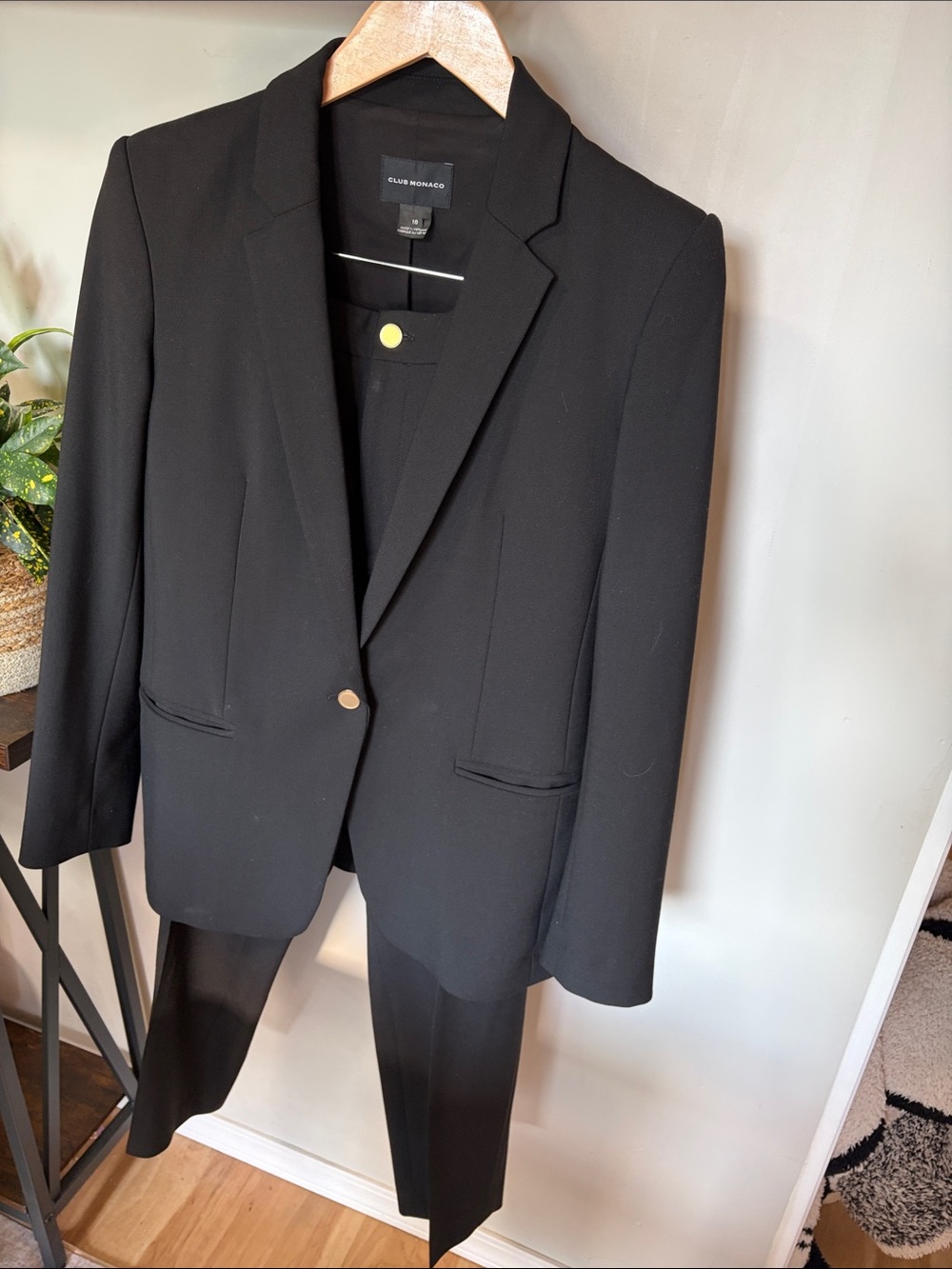 Club Monaco Black Single-Button Tailored suit with gold buttons
